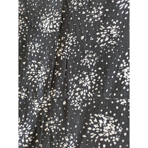 Everly Floral Midi Dress Short Sleeve V Neck Large Black White Tiered Lined - Picture 10 of 12